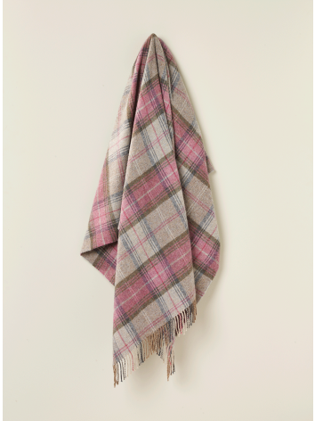 Stroud Design Heather Pure New Wool Throw by RoseMill. 